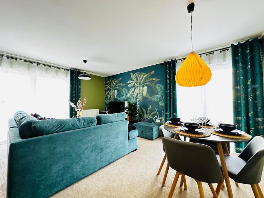Cosy Apartment At The Marina พอร์ทิชเฮด ภายนอก รูปภาพ